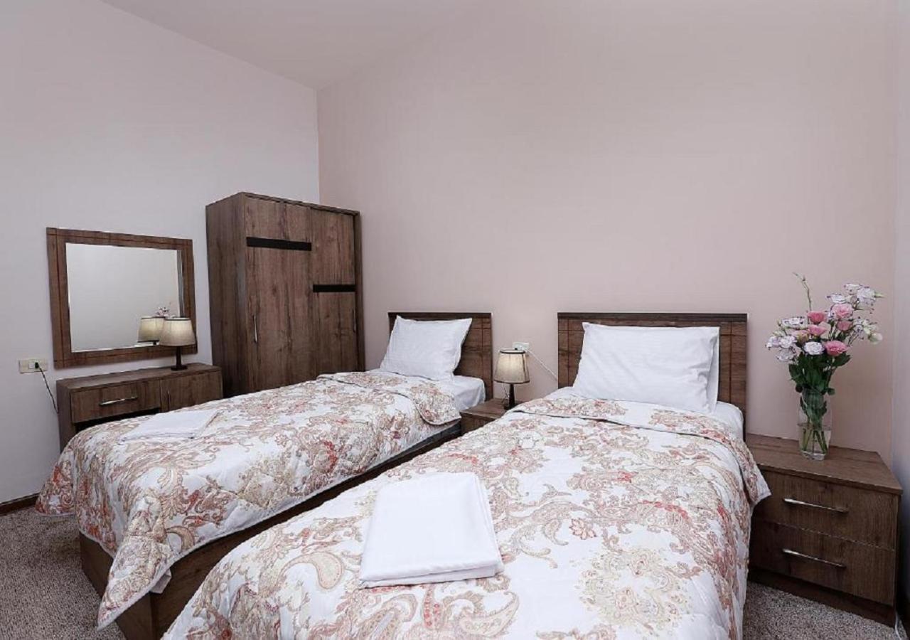 Yard Guesthouse Erivan Dış mekan fotoğraf